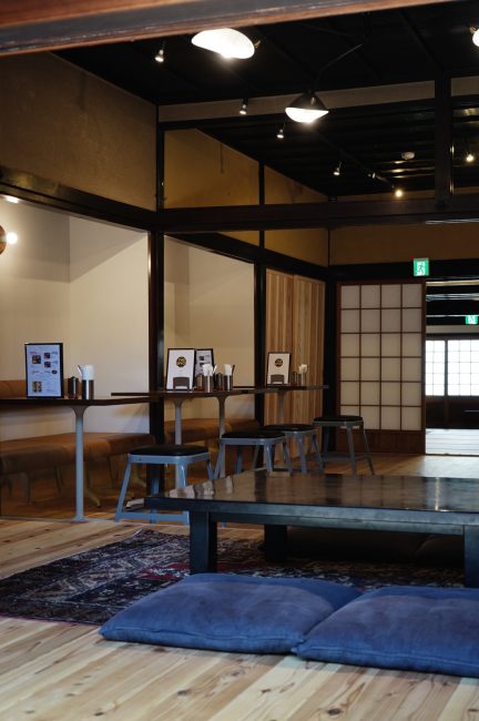 店内(座敷)