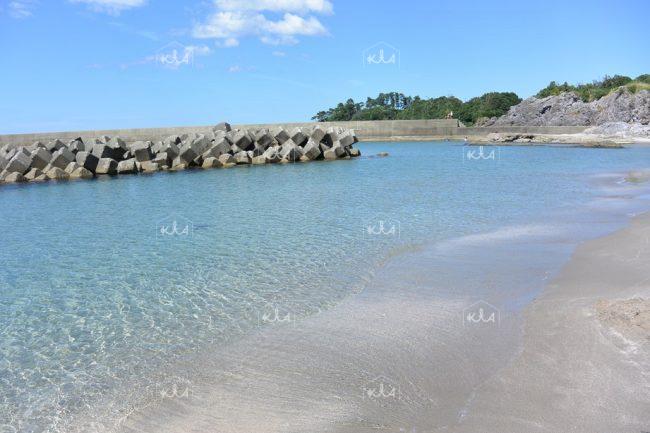 Nakahama Beach